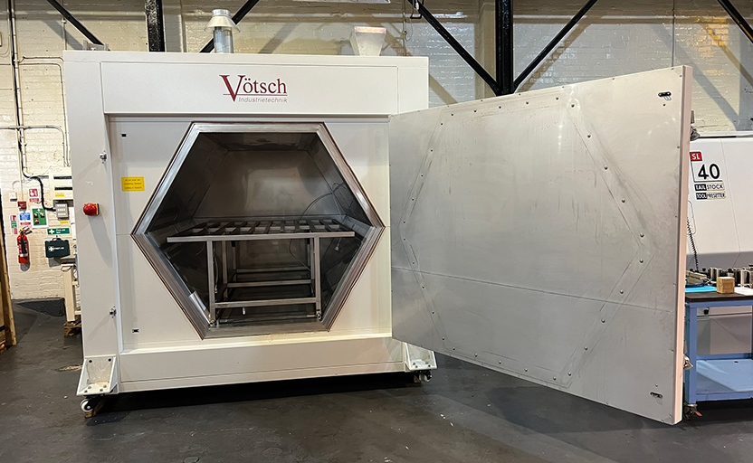 Voetsch Microwave Heating and Drying Cabinet HEPAISTOS. Model VHM180/200